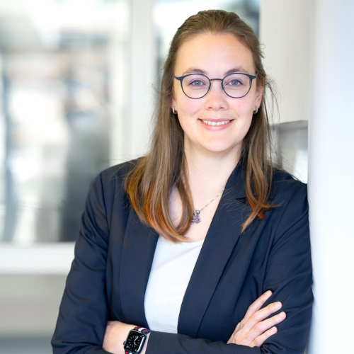 Portrait Prof. Dr. Anke Reinschlüssel